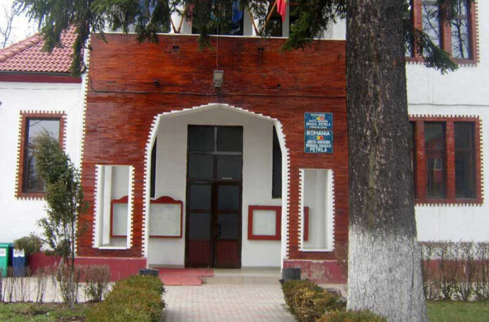 Primaria-Petrila-