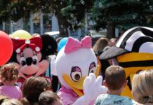 Unde poți să mergi cu copiii, de 1 Iunie. Copilăria, sărbătorită în județul Hunedoara cu parade, spectacole, jocuri și surprize